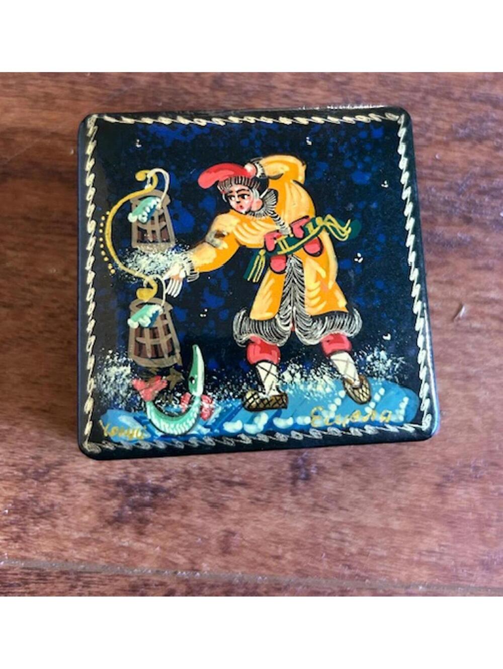 Vintage Hand-Painted Russian Lacquer Box with Folk Art Design